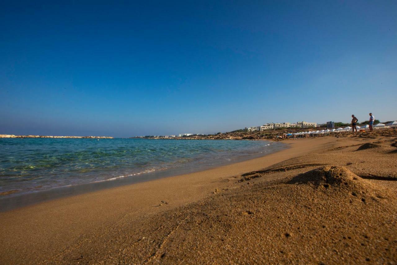 Venus Beach Hotel Paphos Exterior photo Ladies Beach