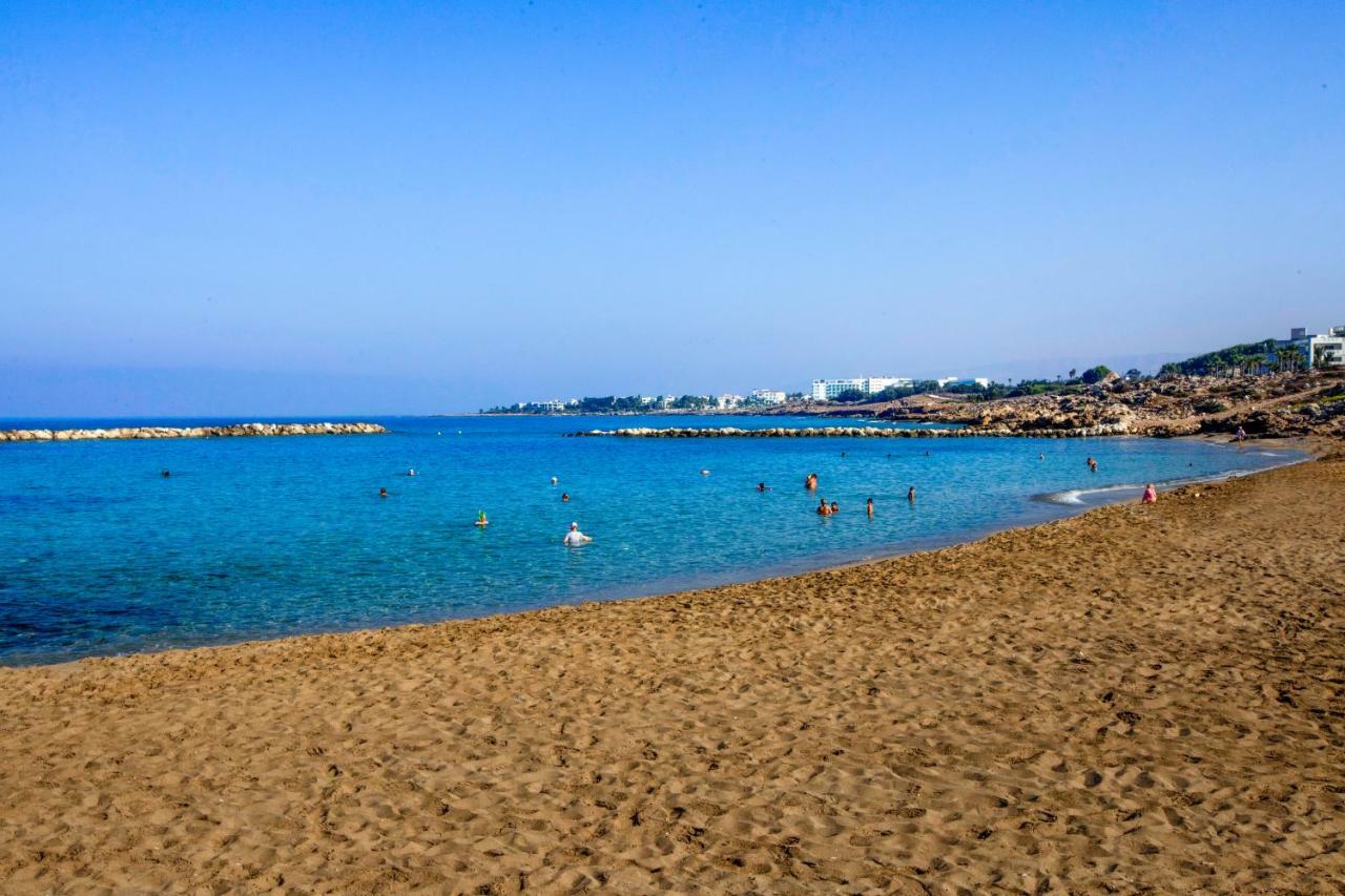 Venus Beach Hotel Paphos Exterior photo Ladies Beach